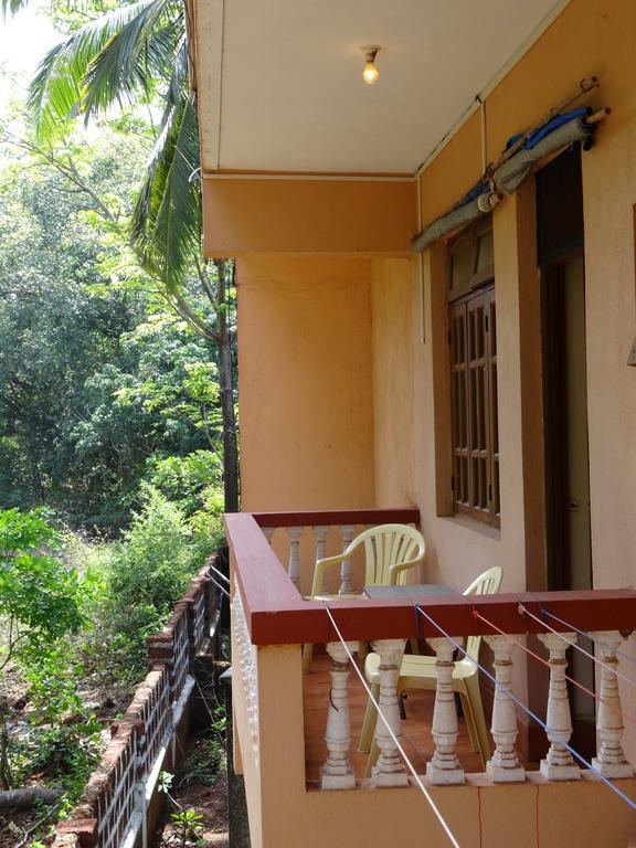 Pinto Guest House Кандолим Стая снимка
